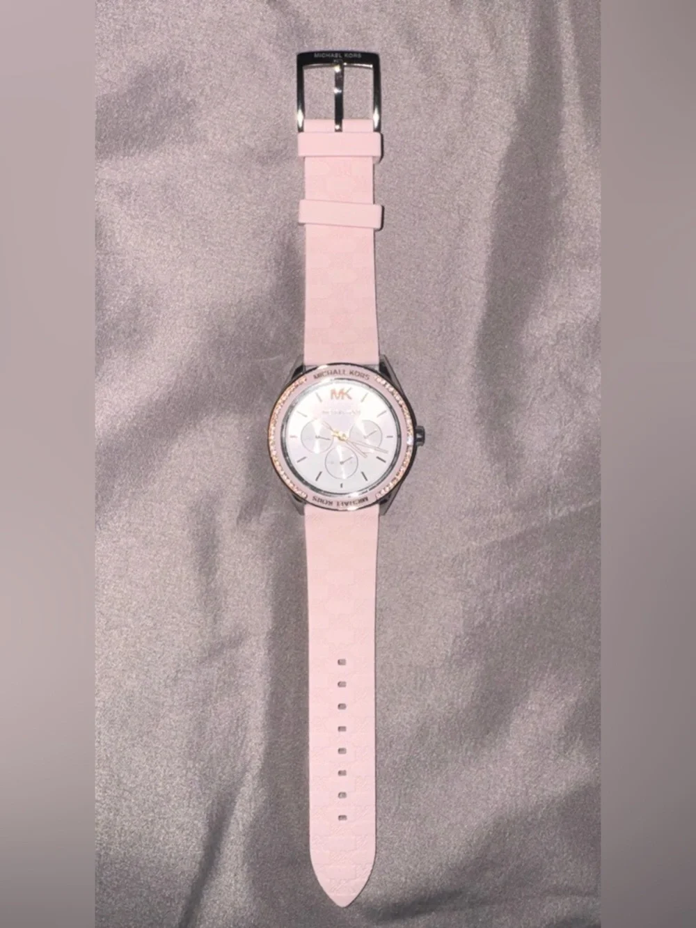 Michael Kors Pink Silicone Strap Chronograph with Rose Gold Accents - Picture 3 of 3